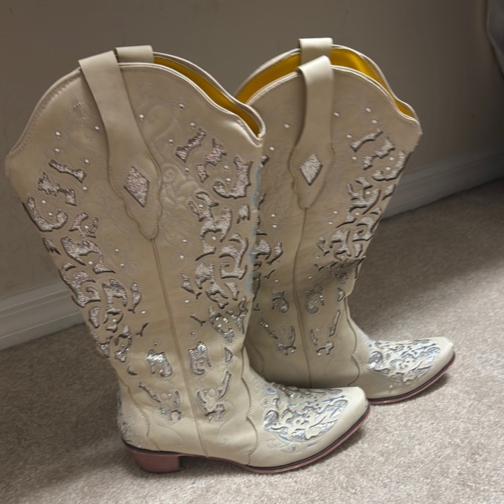 Sparkle Cream Western Cowboy Boots